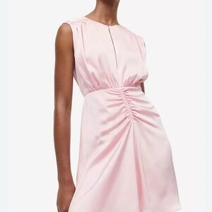 NWT  XS H&M Light Pink Satin Ruched Mini Dress